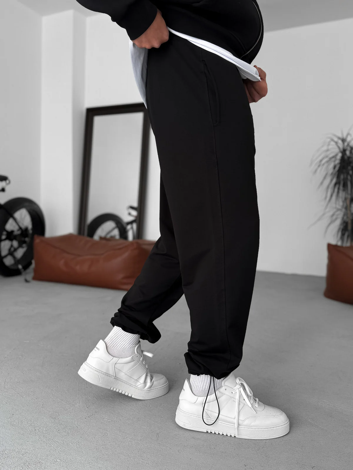 Black Basic Summer Sweatpants - Image 4