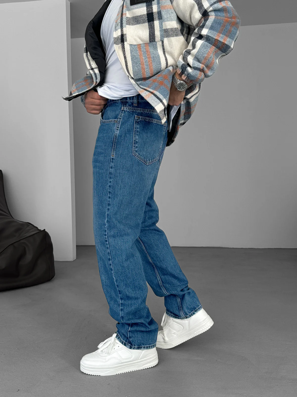 Dark Blue Relaxed Fit Denim Jeans - Premium Comfort - Image 2