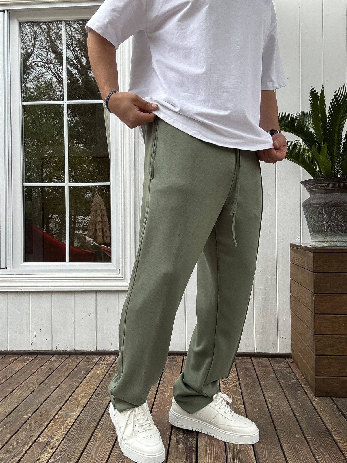 Army-Green Basic Summer Sweatpants - Image 3
